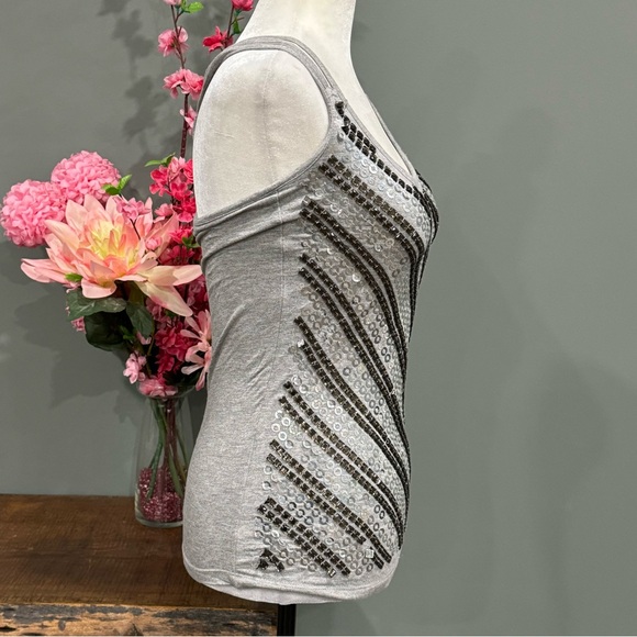 Vero Moda Tank Top - Picture 2 of 11